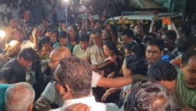 কলকাতায় অগ্নিকাণ্ড: সাংবাদিক দেবাশীষসহ পরিবারের চার জনের মরদেহ কুষ্টিয়ায়