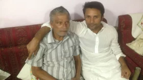 বাবার জন্য দোয়া চাইলেন পাইলট