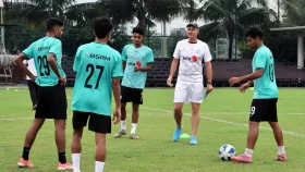 শুরু থেকেই কঠোর ডুলি, দুই বেলা অনুশীলনে জামালরা