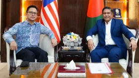 প্রতিরক্ষা উপদেষ্টার সঙ্গে মালয়েশিয়ার হাইকমিশনারের সাক্ষাৎ