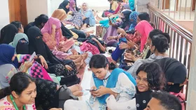 অনশনের মুখে বরিশাল বিশ্ববিদ্যালয়ের এক বিভাগের চেয়ারম্যানের পদত্যাগ