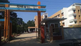 বাথরুমে ছাত্রীকে নিয়ে যৌন হয়রানি, প্রাথমিকের শিক্ষক আটক