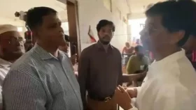 হাসপাতালের বাথরুম দেখে মন্ত্রী বললেন, ‘হারপিকটা নিয়ে আসেন, আমি ক্লিন করবো’