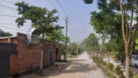 আমি কাঁদছি, বাঁচবো কিনা জানি না, মালিককে হোটেলে রেখে কোটি টাকা নিয়ে উধাও চালক