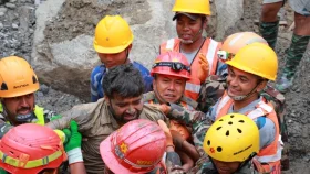 নেপালে বন্যার ৯ দিন পর সুড়ঙ্গ থেকে জীবিত উদ্ধার ২ শ্রমিক