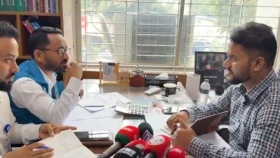 তেজগাঁও সাবরেজিস্ট্রি অফিসে দুদকের অভিযান