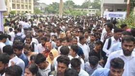 একসঙ্গে এলেন ১০ হাজার নারী-পুরুষ, চাকরি পেলেন কতজন?
