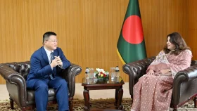 পররাষ্ট্র প্রতিমন্ত্রীকে চীন সফরের আমন্ত্রণ জানালেন রাষ্ট্রদূত