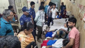 সেই বিদ্যালয়ে আবারও শিক্ষার্থীরা অসুস্থ, হাসপাতালে ভর্তি ২০ জন