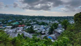জনপ্রতি দিনে ২০ লিটার পানি, রোহিঙ্গা ক্যাম্পে সংকট প্রকট