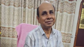 ঘুষ নেওয়ার ভিডিও ভাইরালের পর সেই নির্বাচন কর্মকর্তাকে বদলি