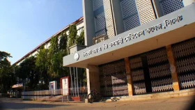 বিষপানে অসুস্থ বাবা ও মারা যাওয়া তিন সন্তানের পরিচয় মিলেছে