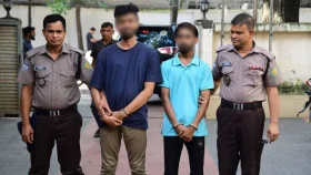 কমলাপুর রেলস্টেশনে ককটেল বিস্ফোরণের ঘটনায় গ্রেফতার ২
