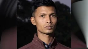 হাসপাতালে স্ত্রী ও নবজাতক, বাড়িতে মিলল স্বামীর লাশ