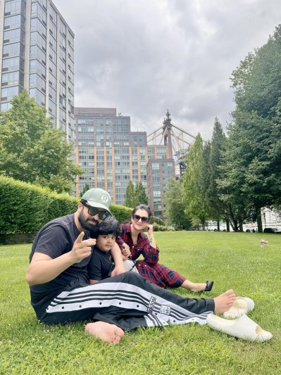 ঘনিষ্ঠ শাকিব, চমকে দিলেন বুবলী!