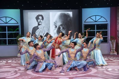 আলেখ্যানুষ্ঠান