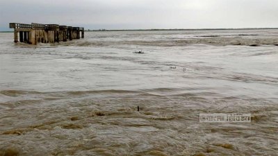 নদীর পানি (ফাইল ছবি)
