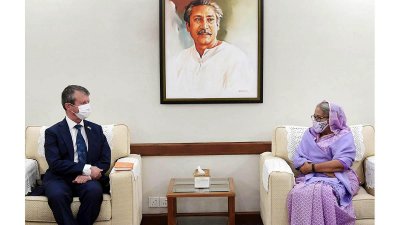 গণভবনে প্রধানমন্ত্রীর সঙ্গে সাক্ষাৎ করেন নরওয়ের রাষ্ট্রদূত