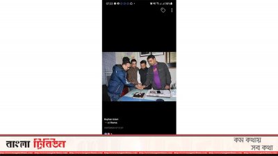 রায়হানের ফেসবুকে আপলোড করা থানায় তার (মুজিব কোট পরা) জন্মদিন পালনের ছবি।