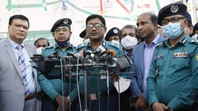 শহীদ মিনারে একসঙ্গে সর্বোচ্চ ৫ জন প্রবেশ করতে পারবেন