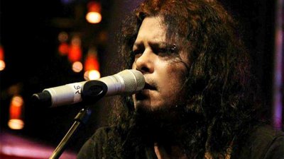 ব্যাচ-২০০১ শিক্ষার্থীদের আহ্বানে সাড়া দিলেন জেমস