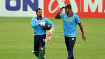 মুশফিক ব্যর্থ হলেও আবাহনীর জয়ে অবদান ছিল সাইফউদ্দিনের।