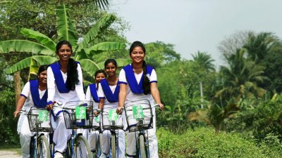 ১২ লাখ শিক্ষার্থীকে সাইকেল দেওয়ার ঘোষণা মমতার