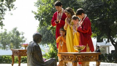সবরমতী আশ্রমে ক্যানাডার প্রধানমন্ত্রী জাস্টিন ট্রুডো। ফাইল ছবি।