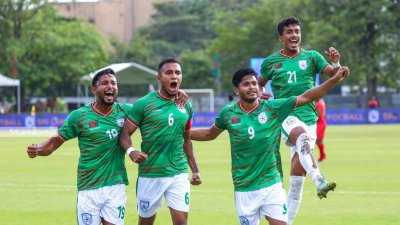 বাংলাদেশের গোল উদযাপন