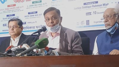 আলোচনা সভায় তথ্যমন্ত্রী ড. হাছান মাহমুদ