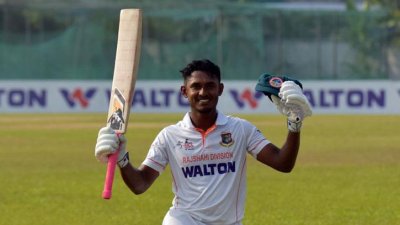 ৯০ রানে ফিরেছেন জুনিয়র তামিম