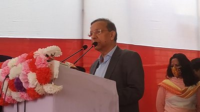 বক্তৃতা করছেন আইনমন্ত্রী আনিসুল হক