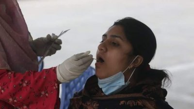 করোনা পরীক্ষা (ফাইল ছবি)