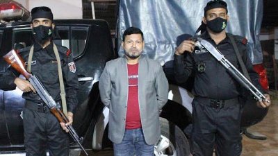 যাবজ্জীবন দণ্ডপ্রাপ্ত আসামি কামাল হোসেন গ্রেফতার