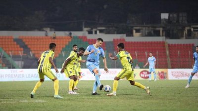 ঢাকা আবাহনী-চট্টগ্রাম আবাহনী ম্যাচের একটি মুহূর্ত