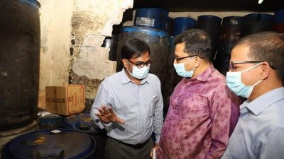 তেল মজুত করায় প্রতিষ্ঠান সিলগালা