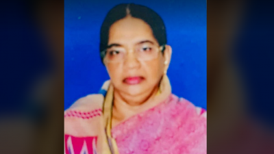 বাফুফে সাধারণ সম্পাদক আবু নাঈম সোহাগের মা শাহানা জামান।