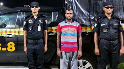 গ্রেফতার বাসচালক মশিউর রহমান