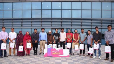 পুরস্কারপ্রাপ্ত ফ্রিল্যান্সাররা