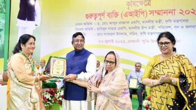 এআইপি দেওয়ায় কৃষি পেশার মর্যাদা বাড়বে: কৃষিমন্ত্রী