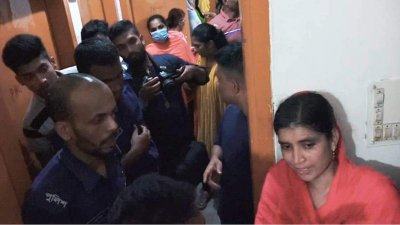 লাশ উদ্ধার করেছে পুলিশ