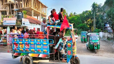 বিএনপির বিভাগীয় মহাসমাবেশ ঘিরে জামালপুর থেকে ময়মনসিংহ রুটের সব বাস ও সিএনজিচালিত অটোরিকশা চলাচল বন্ধ রয়েছে