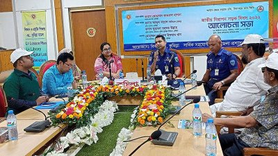 কুমিল্লায় নিরাপদ সড়ক দিবসের সভা