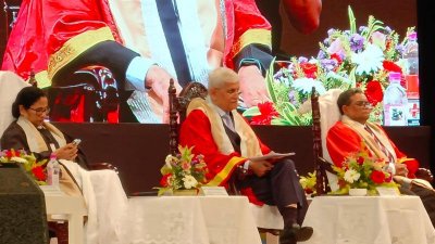 ভারতের এনইউজেএস’র সমাবর্তনে প্রধান বিচারপতি হাসান ফয়েজ