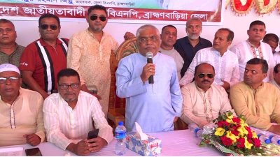 কুমিল্লা বিভাগীয় গণসমাবেশের প্রস্তুতি সভায় বক্তব্য দেন বরকত উল্লাহ বুলু