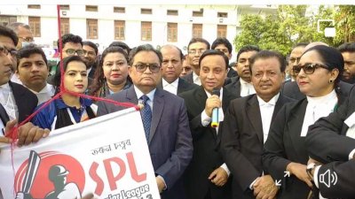 ক্রিকেট টুর্নামেন্টের উদ্বোধন করেন প্রধান বিচারপতি