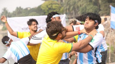 আর্জেন্টিনা-ব্রাজিল নিয়ে তৌসিফ-জোভানের হাতাহাতি!