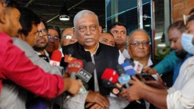 স্বরাষ্ট্রমন্ত্রী আসাদুজ্জামান খান কামাল