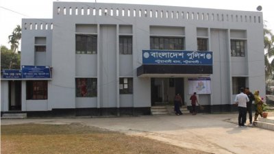 এসপির কাছে অভিযোগ করায় আবারও নির্যাতনের শিকার মা-মেয়ে