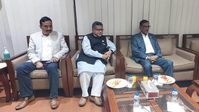 চিকিৎসার জন্য সিঙ্গাপুরে গেছেন ওবায়দুল কাদের